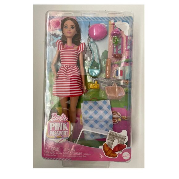 Barbie Pink Passport I Love France Doll. Brand New. NEW IN BOX - Picture 2 of 2